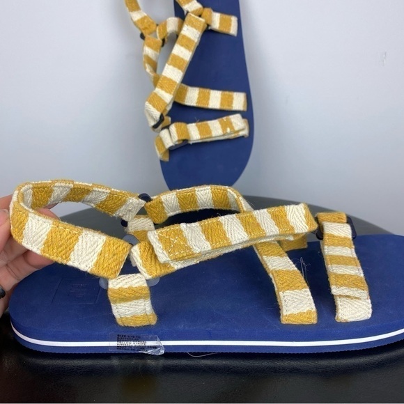 GAP • Yellow Strip Sporty Strap Sandal - Picture 4 of 8